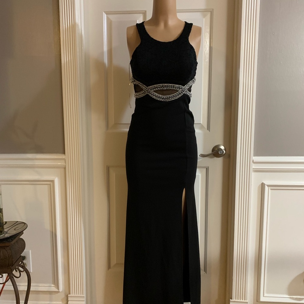 Women’s junior black lace top halter maxi bodycon dress size (S) sleeveless